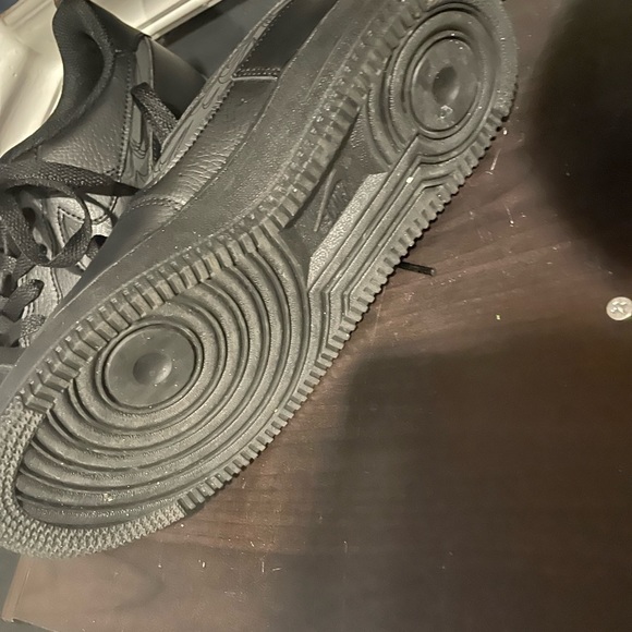 Brand new nice Air Force 1 - Picture 3 of 3